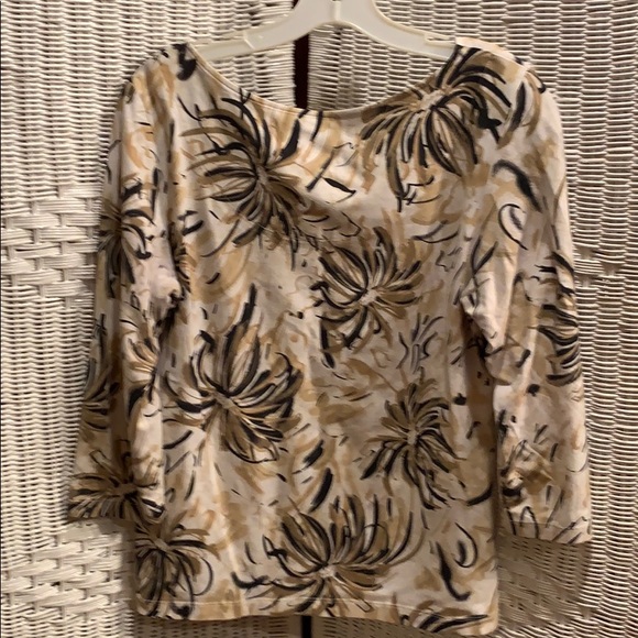 Ruby Rd. Top - Picture 2 of 4